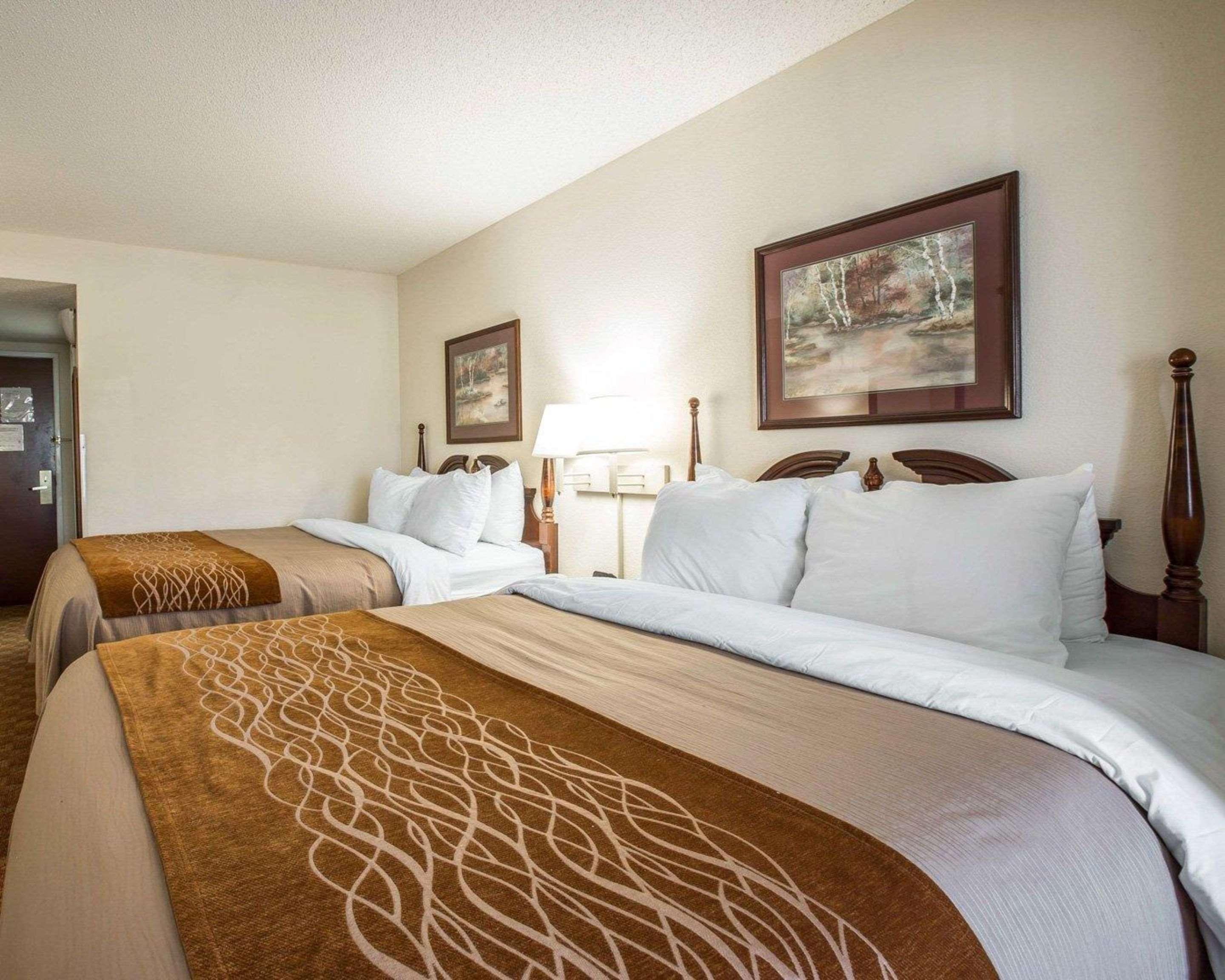 Hotel Comfort & At I-85 Spartanburg
